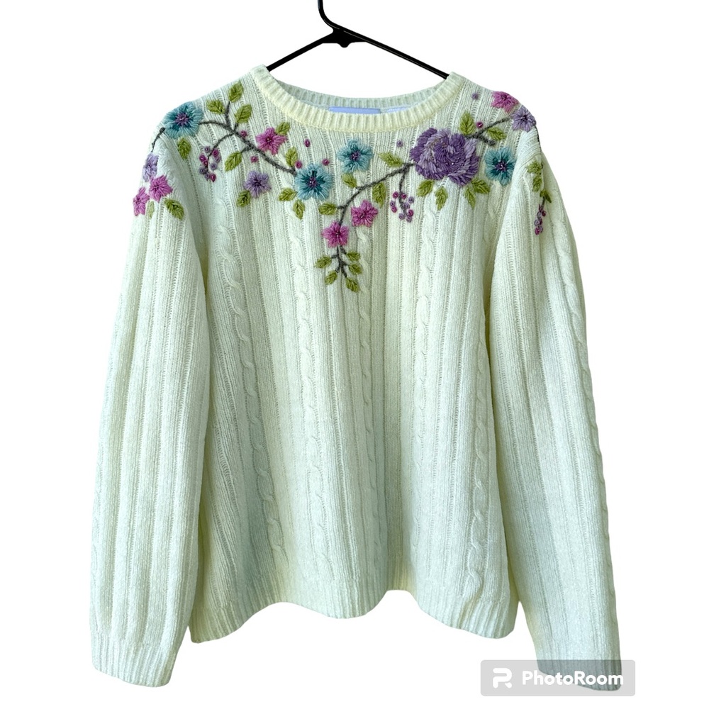 Alfred Dunner Women Ribbed Floral Embroidered Chenille Sweater Ivory Medium